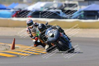 media/Oct-09-2022-SoCal Trackdays (Sun) [[95640aeeb6]]/Turn 2 (1110am)/